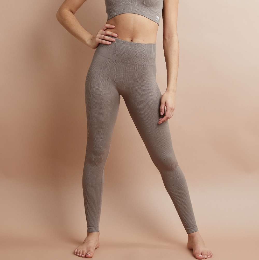 SAVVI Ashtanga leggings NWOT